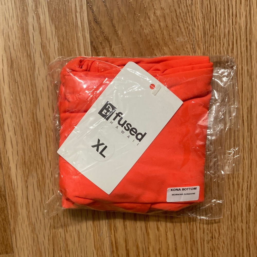Fused Hawaii Morning Sunshine Kona Bottom XL